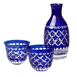 Edo kiriko Japanese drinking glassware. There are many patterns ...